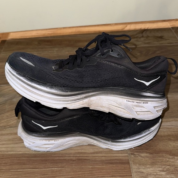 Hoka One One Bondi 8 Cushioned Road Running Shoe - Picture 5 of 8